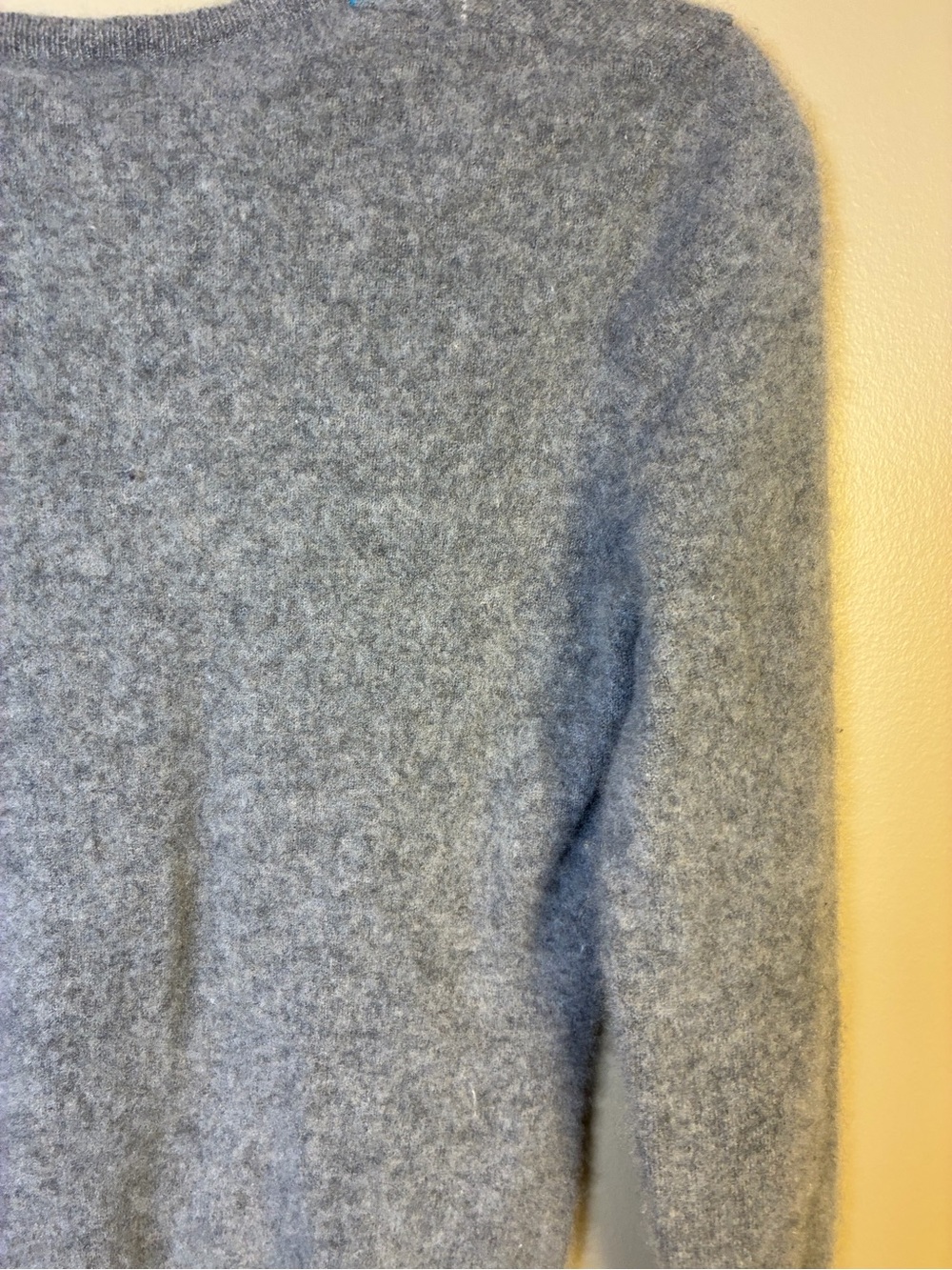 Apt. 9 100% Cashmere V Neck Argyle Pullover Sweater - Picture 6 of 11